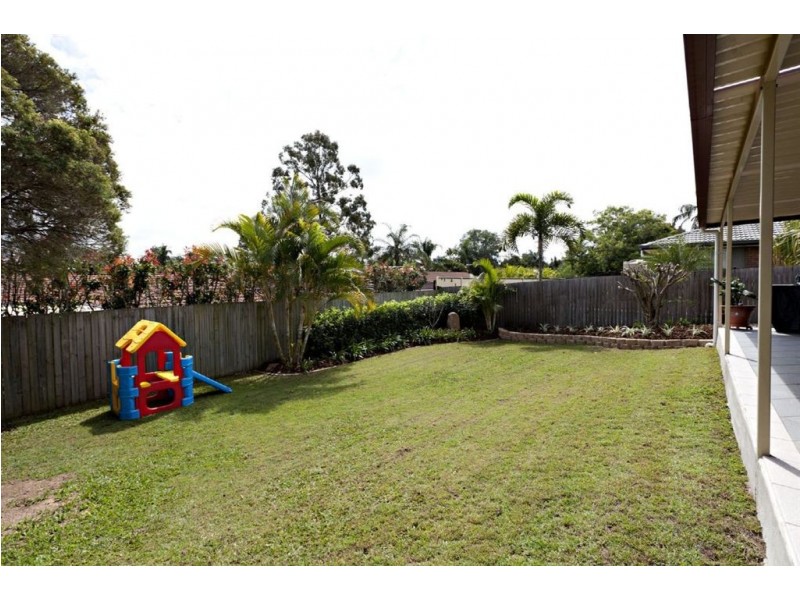 15 Prosser St, Riverhills QLD 4074