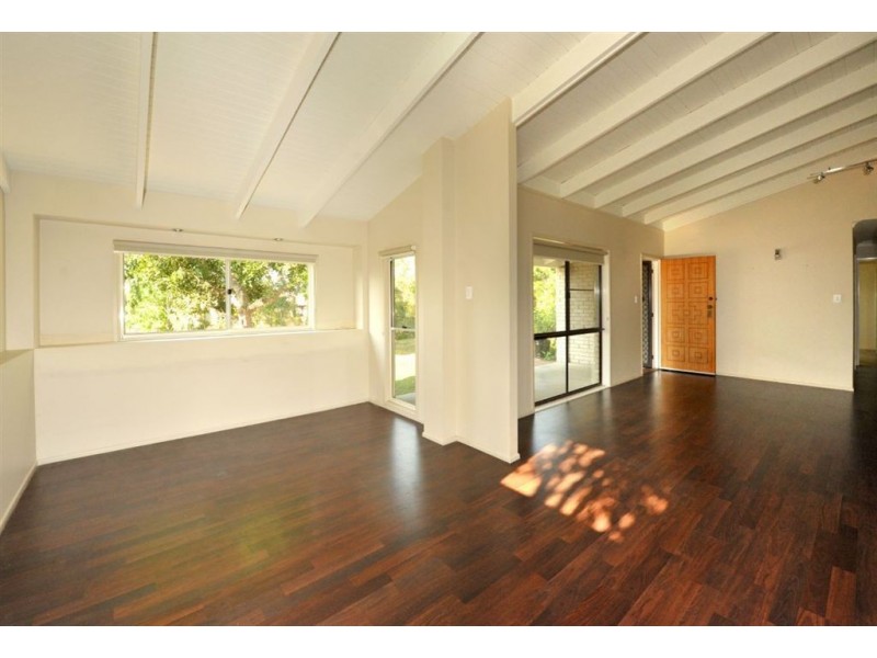 28 Langlo Street, Riverhills QLD 4074