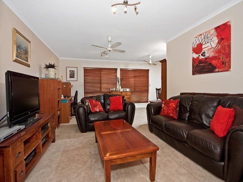 25 Tyrrell Road, Jamboree Heights QLD 4074