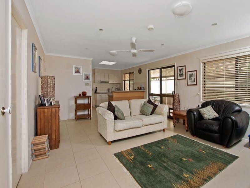 25 Tyrrell Road, Jamboree Heights QLD 4074