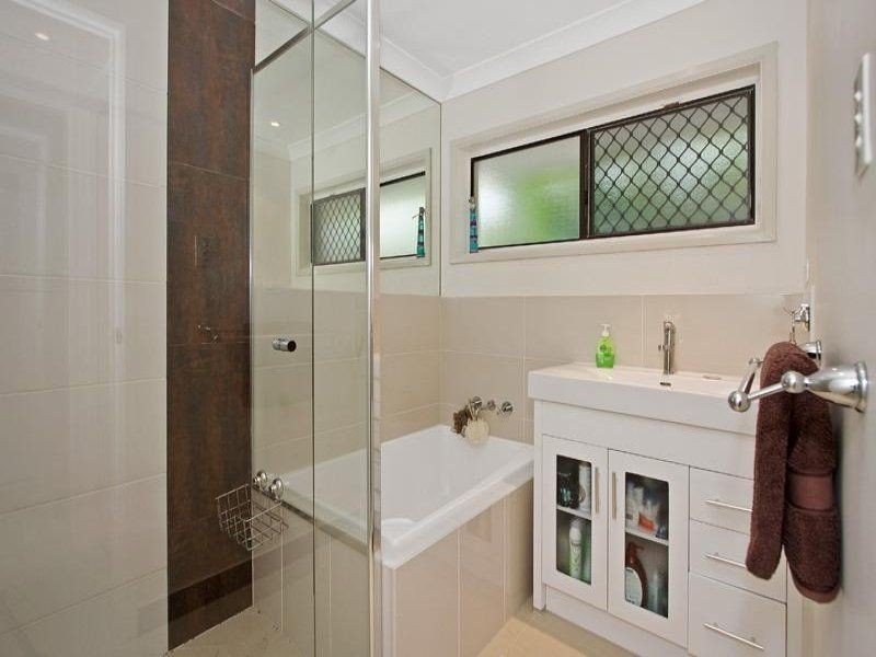 25 Tyrrell Road, Jamboree Heights QLD 4074