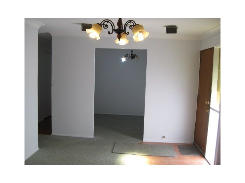 37 Lugano Street, Riverhills QLD 4074