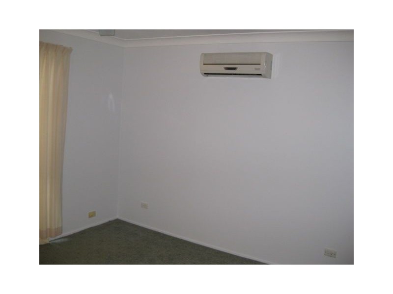 37 Lugano Street, Riverhills QLD 4074