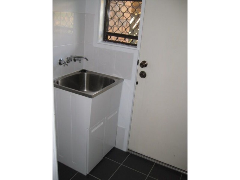 37 Lugano Street, Riverhills QLD 4074