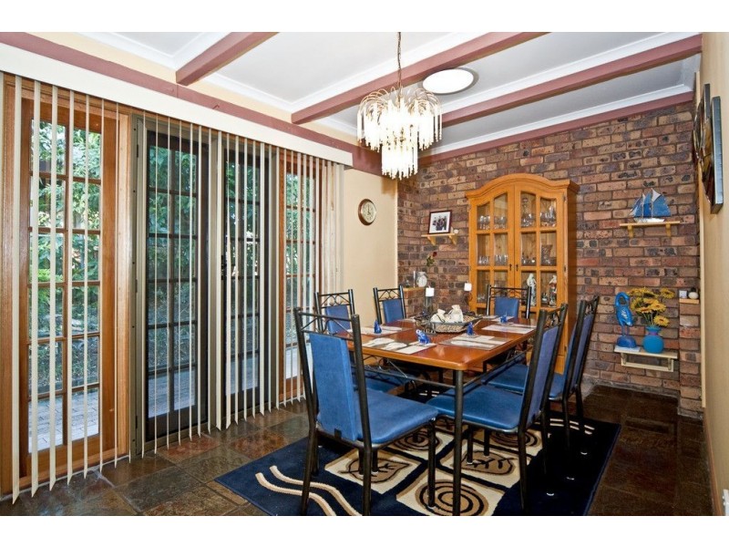 17 Valance Street, Oxley QLD 4075