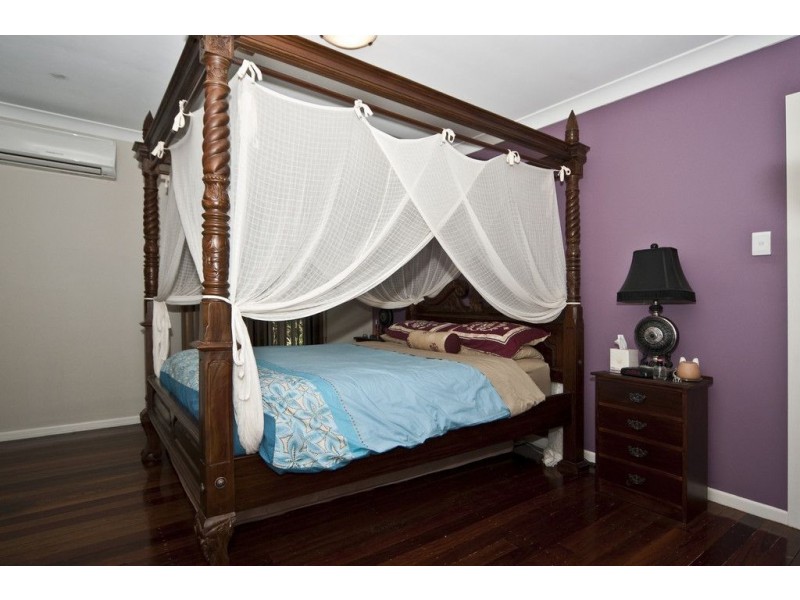 17 Valance Street, Oxley QLD 4075