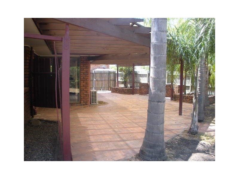 Sinnamon Park QLD 4073