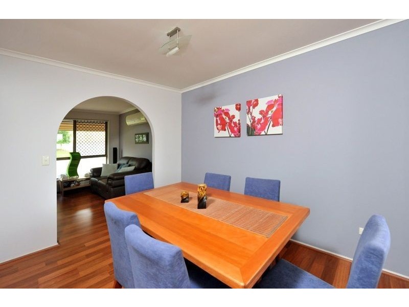 10 Balaton Street, Riverhills QLD 4074