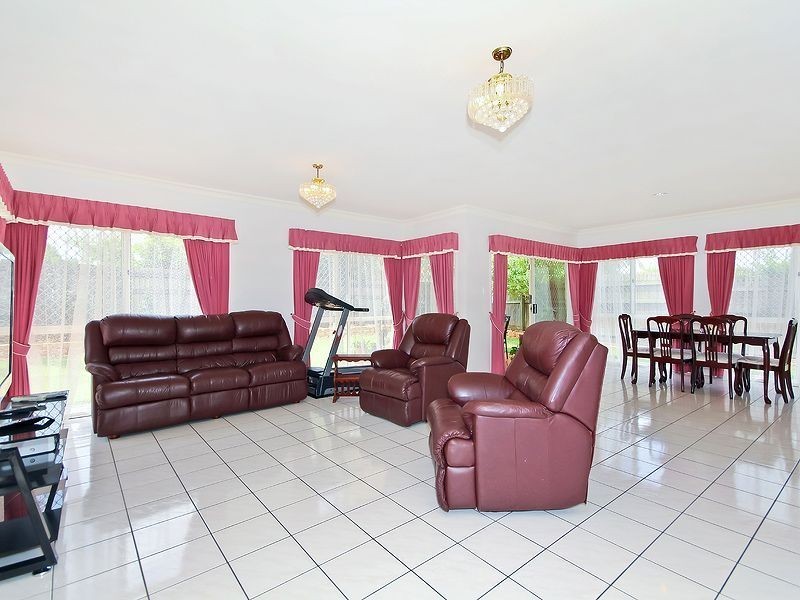 246 Westlake Drive, Westlake QLD 4074