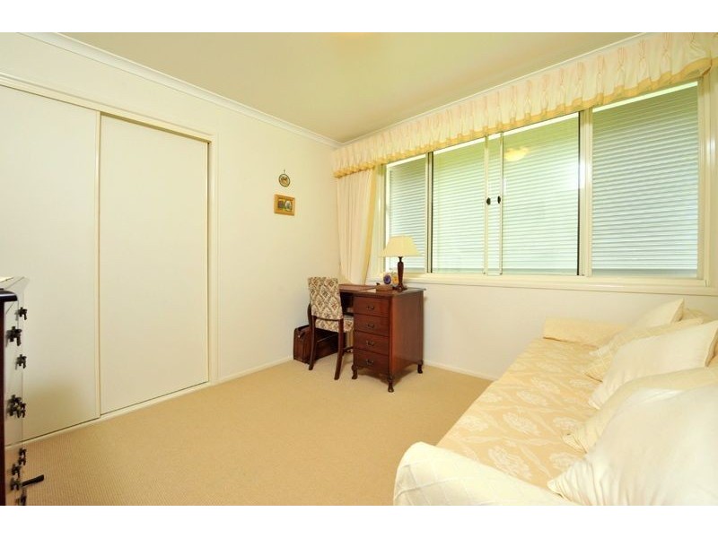 10 Swallow Place, Sinnamon Park QLD 4073