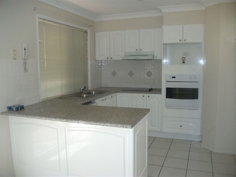 29/15 Abel Smith Crescent, Mount Ommaney QLD 4074