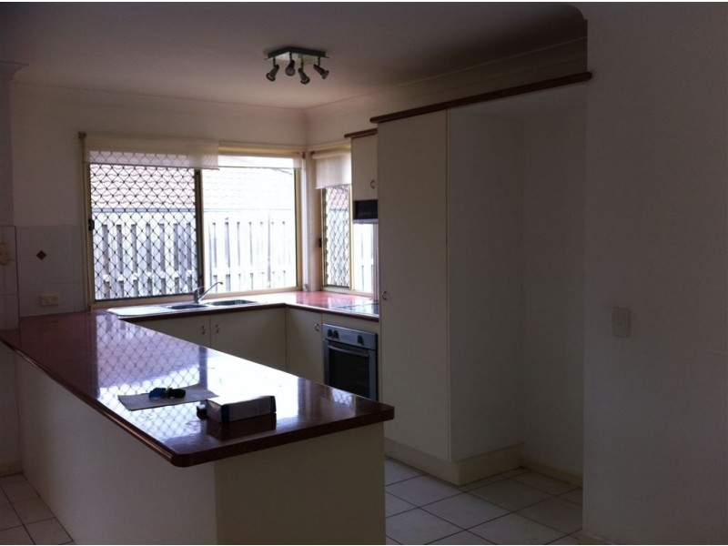 5 Olympic Place, Sinnamon Park QLD 4073