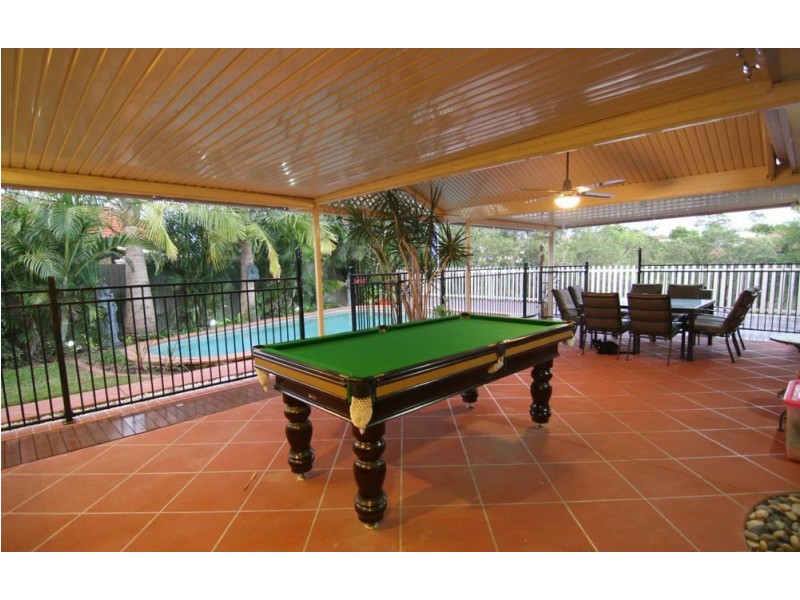 37 Daintree Place, Riverhills QLD 4074