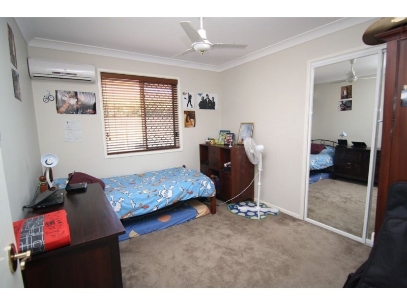 37 Daintree Place, Riverhills QLD 4074