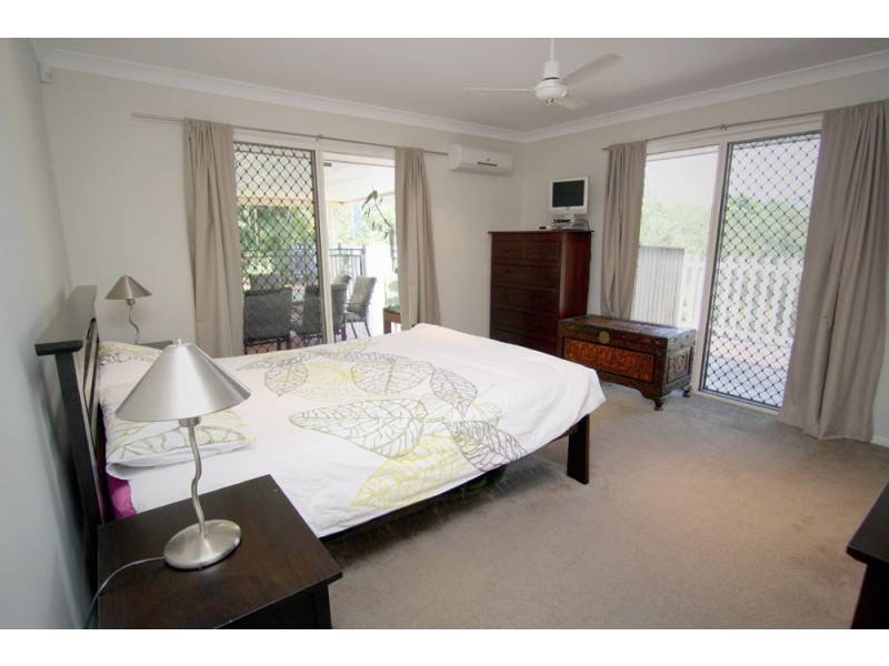 37 Daintree Place, Riverhills QLD 4074