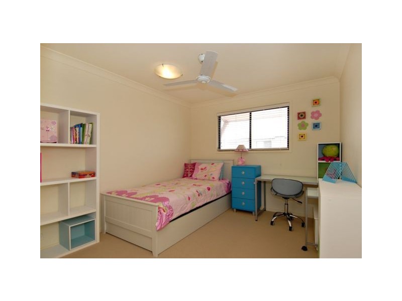 6/7 Greenway Cct, Mount Ommaney QLD 4074