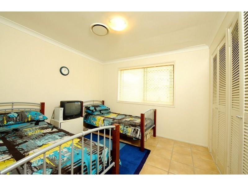 15 Woggle Street, Jamboree Heights QLD 4074