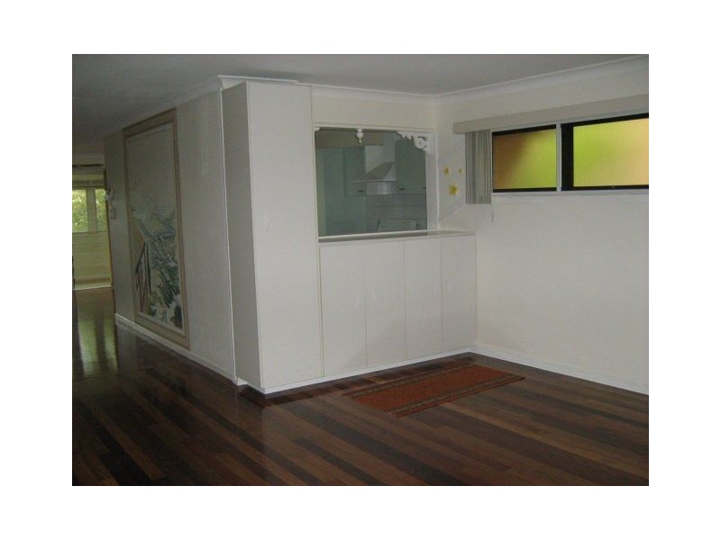 Jindalee QLD 4074