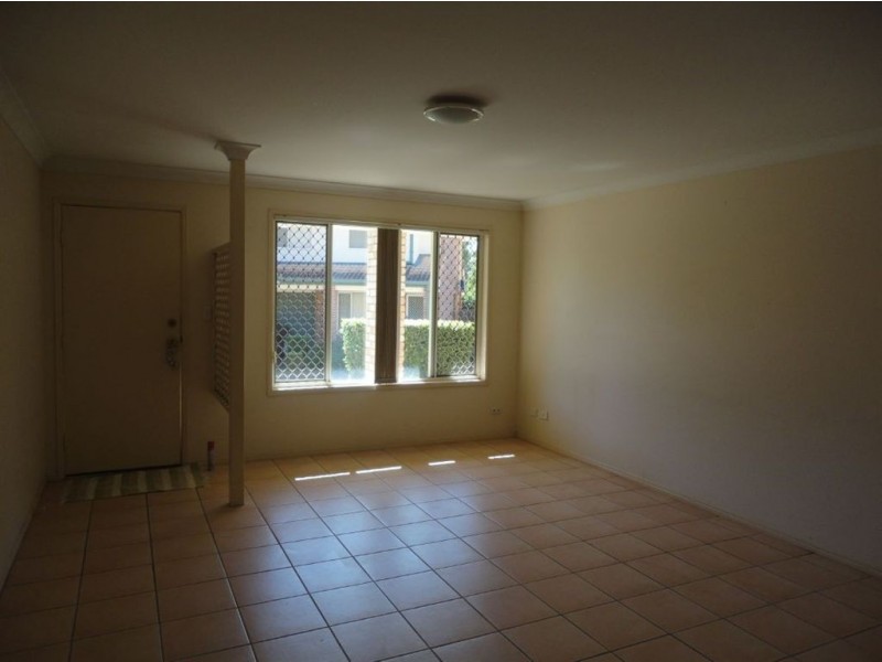 Mount Ommaney QLD 4074