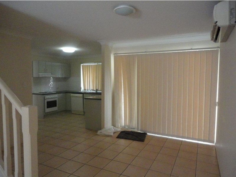 Mount Ommaney QLD 4074