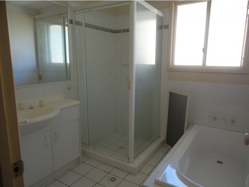 Mount Ommaney QLD 4074