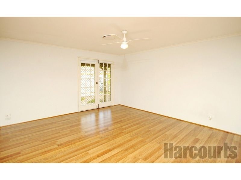 7 Loddon Street, Riverhills QLD 4074