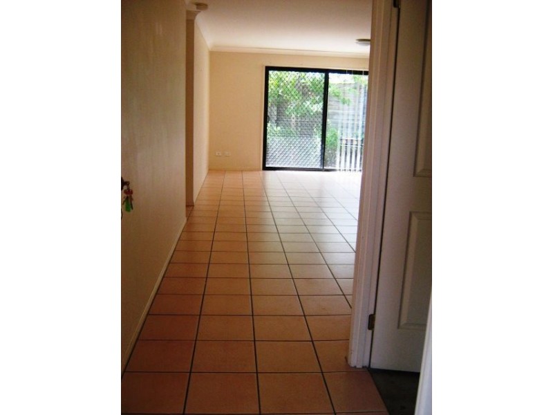 Mount Ommaney QLD 4074