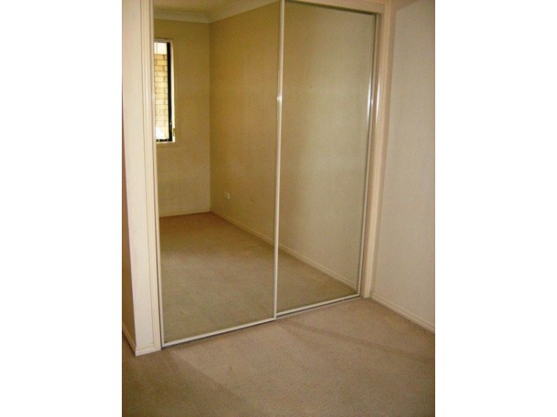 Mount Ommaney QLD 4074