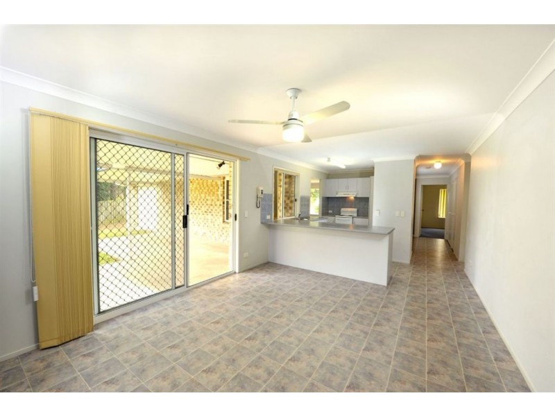 7 Delapine Place, Seventeen Mile Rocks QLD 4073