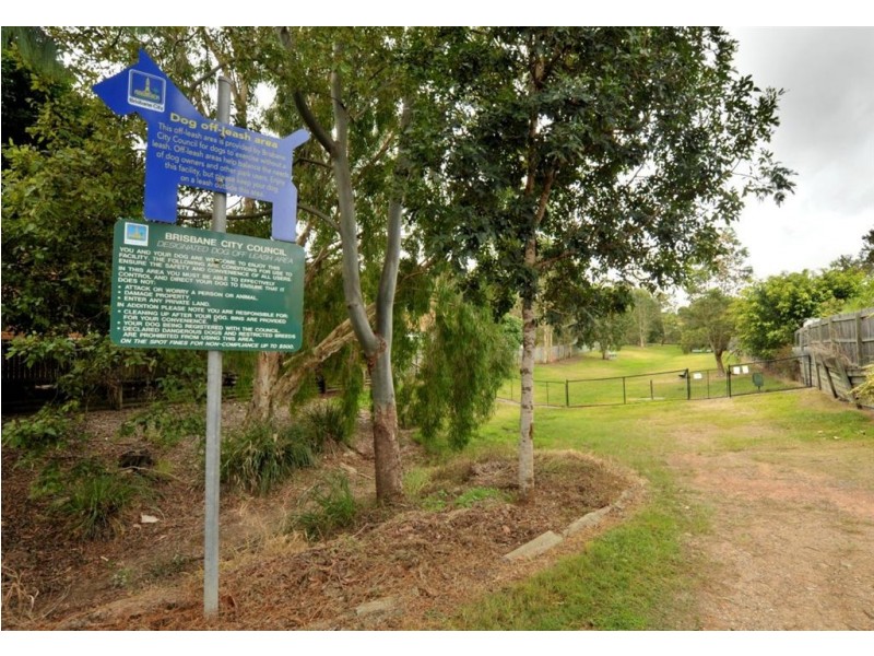 7 Delapine Place, Seventeen Mile Rocks QLD 4073