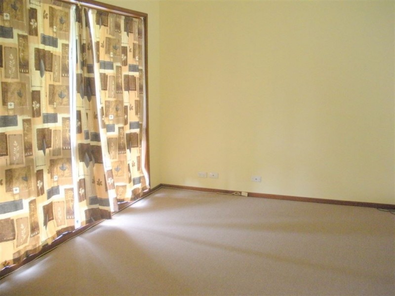 30 Paluna Street, Riverhills QLD 4074