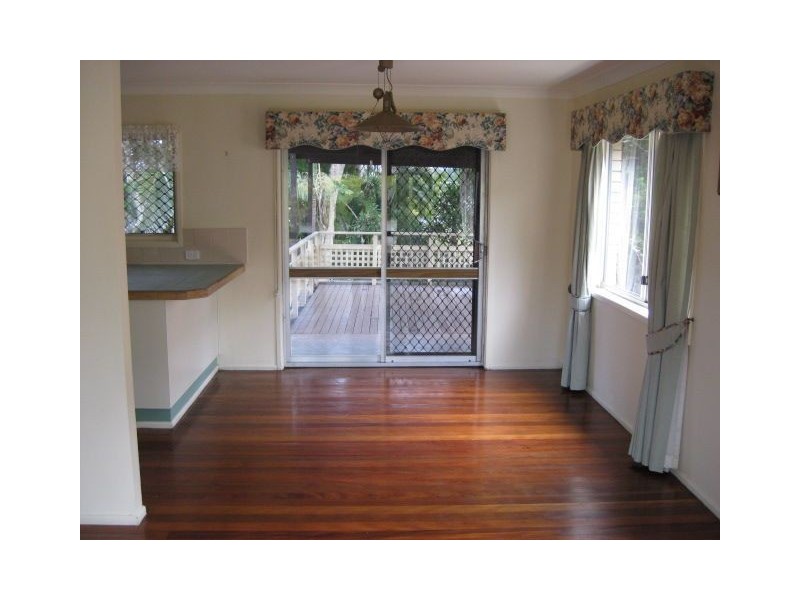 78 Dandenong Rd, Jamboree Heights QLD 4074