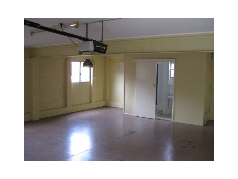 78 Dandenong Rd, Jamboree Heights QLD 4074