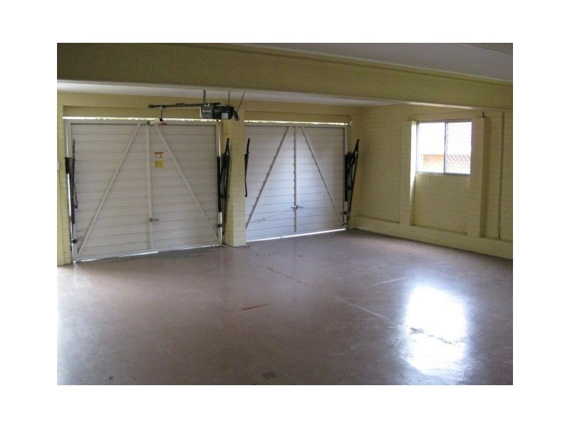 78 Dandenong Rd, Jamboree Heights QLD 4074