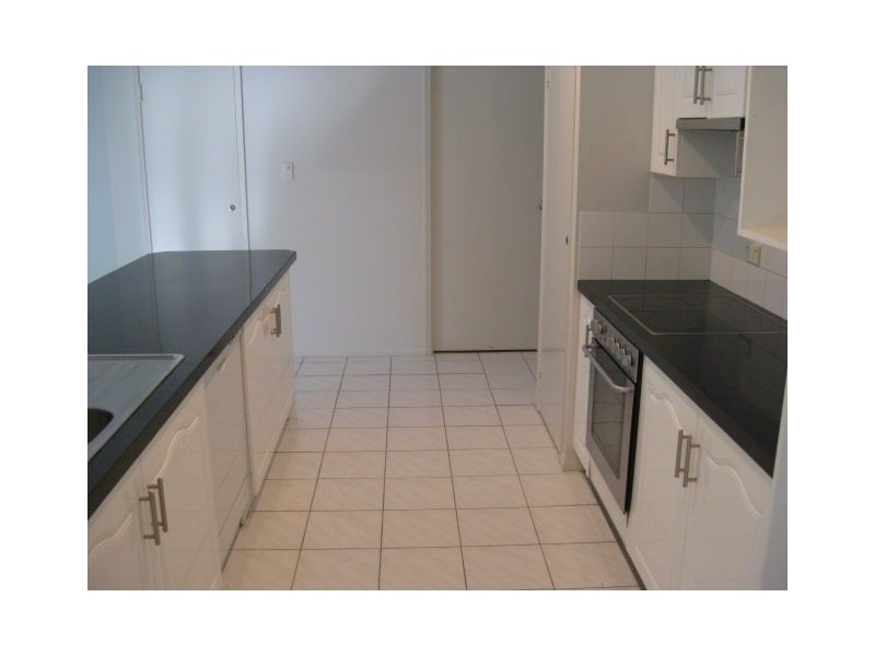 490 Westlake Drive, Riverhills QLD 4074