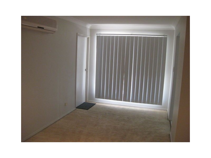 490 Westlake Drive, Riverhills QLD 4074