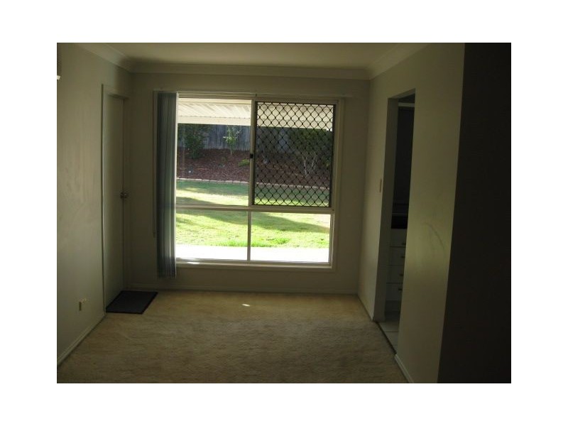 490 Westlake Drive, Riverhills QLD 4074