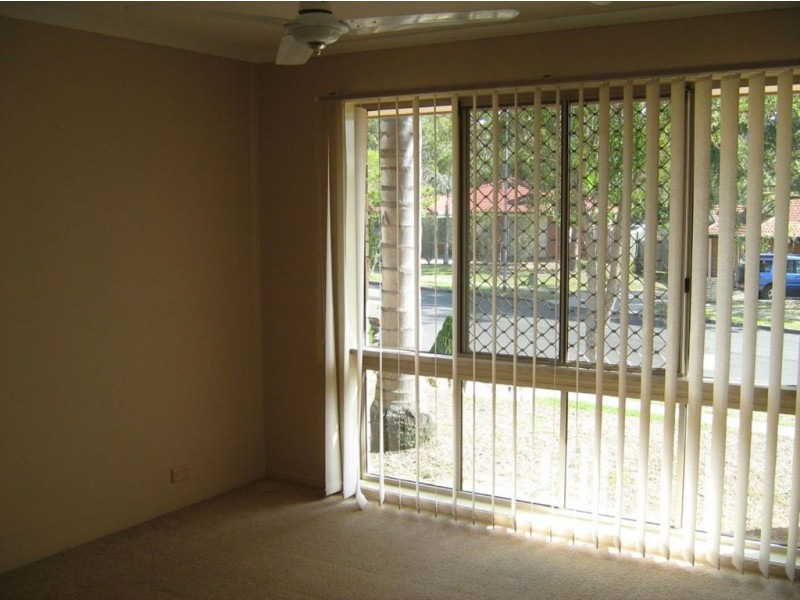 44 McPherson Road, Sinnamon Park QLD 4073