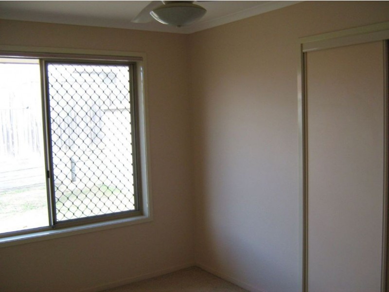 44 McPherson Road, Sinnamon Park QLD 4073