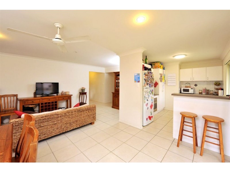 15 Rhonda Place, Oxley QLD 4075