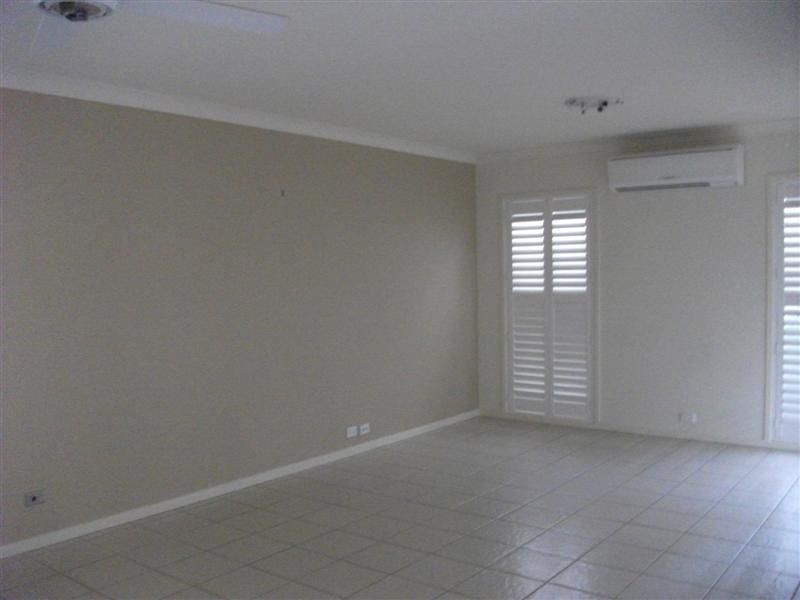 Mount Ommaney QLD 4074