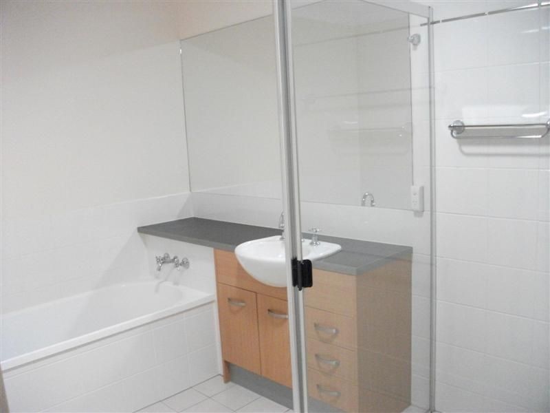 Mount Ommaney QLD 4074