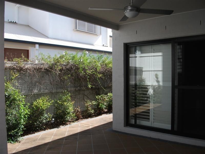 Mount Ommaney QLD 4074