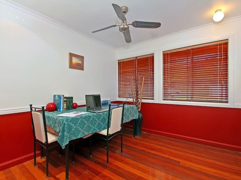 38 Pennant Street, Jamboree Heights QLD 4074