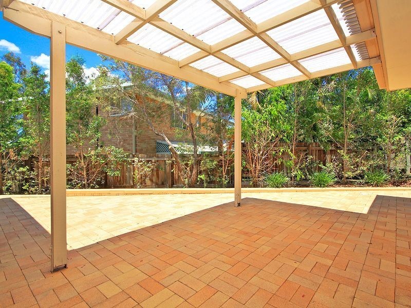 28 Camelot Crescent, Middle Park QLD 4074