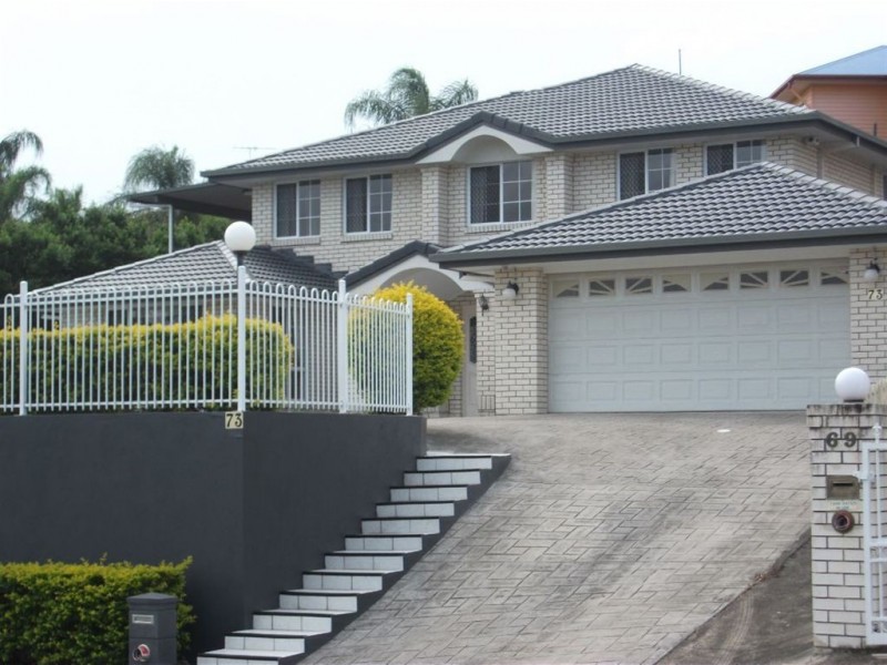 73 Abel Smith Crescent, Mount Ommaney QLD 4074