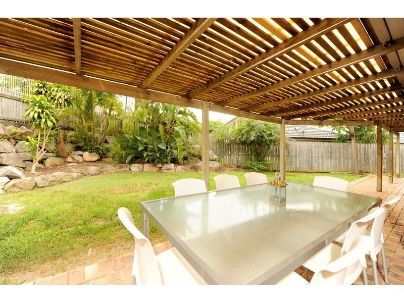 86 Abel Smith Crescent, Mount Ommaney QLD 4074