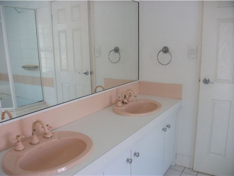 Middle Park QLD 4074