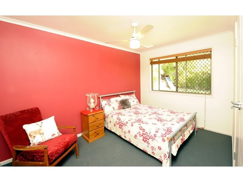 6 Mulla Close, Riverhills QLD 4074