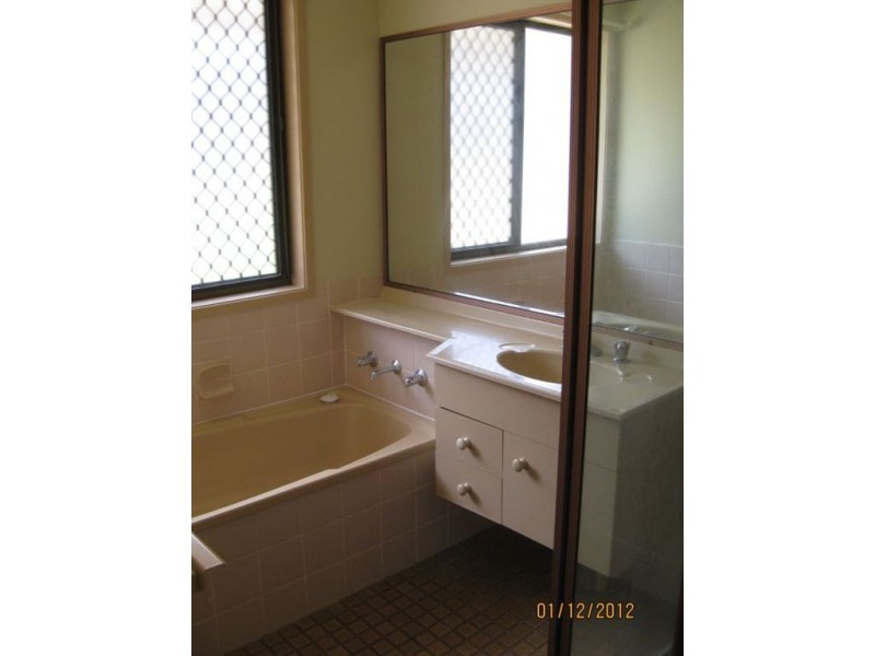 Sinnamon Park QLD 4073